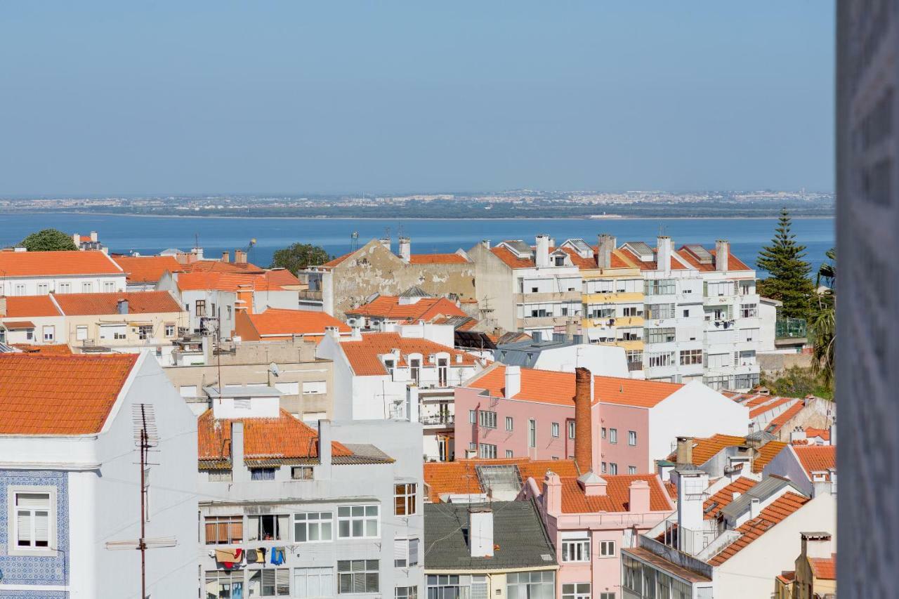 Renovated Sunny Apartment With Amazing Sunset Balcony , By Timecooler Lisboa Exterior foto