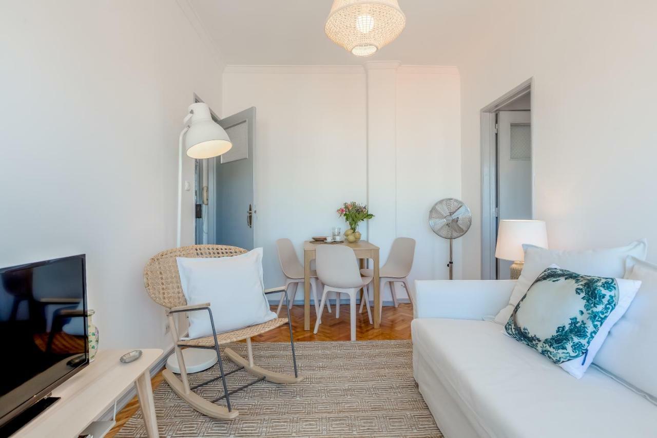 Renovated Sunny Apartment With Amazing Sunset Balcony , By Timecooler Lisboa Exterior foto